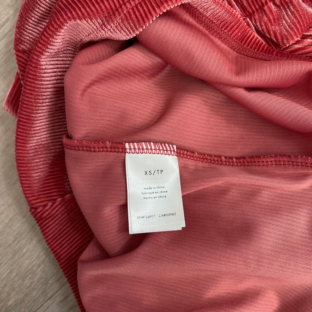NWT Onia Paper Bag Pull On Short Size XS Red Rock Velvet Rib Casal Comfortable - Picture 7 of 8